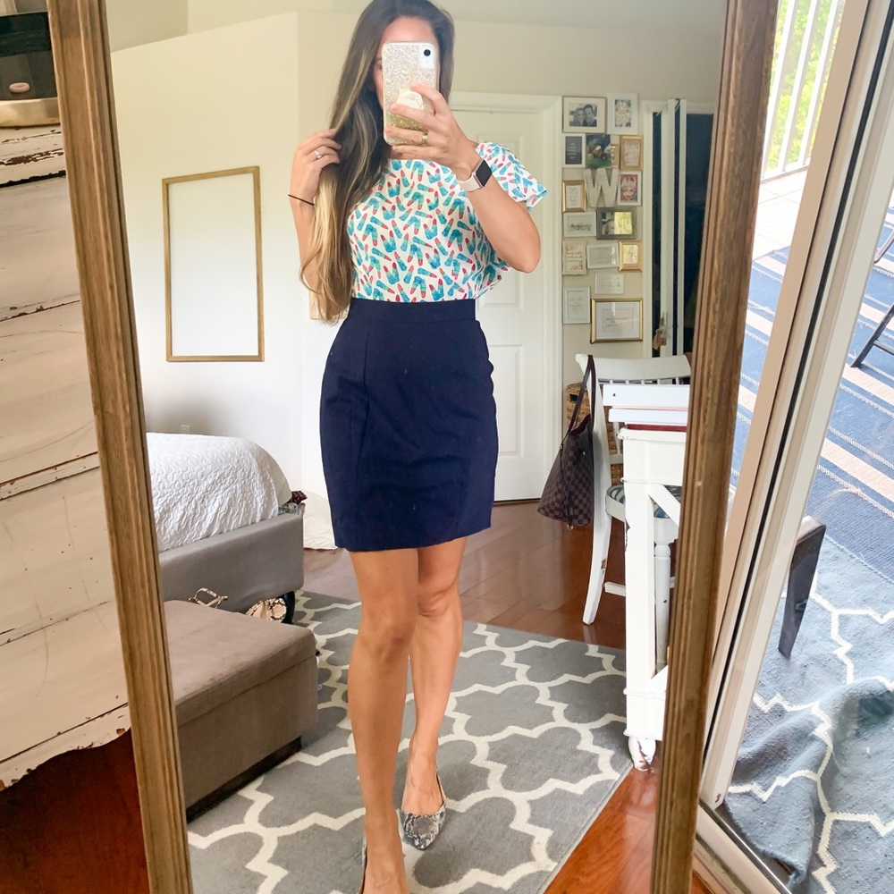 Lilly Pulitzer Delila Dress Kissy Kiss lipstick